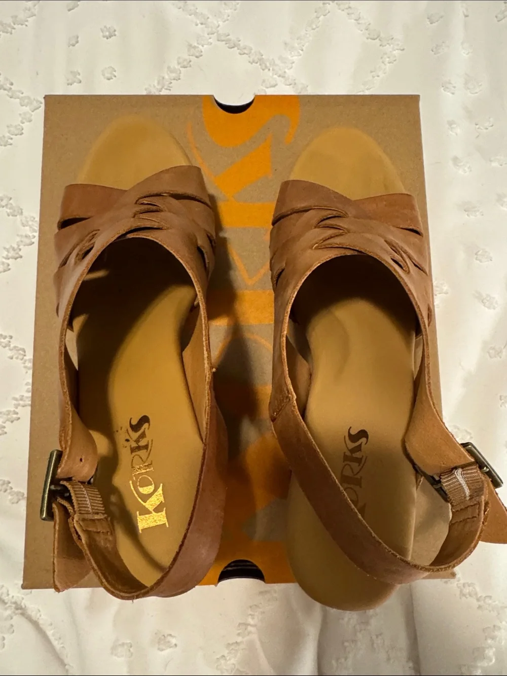 Korks Berengo Lightweight Tan Platform Clog Sandals - Women's